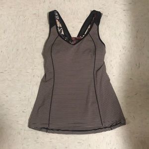 Lululemon tank with built in sports bra